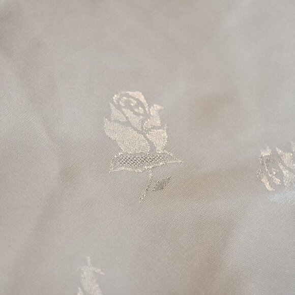 3 for 30 ~ Vintage Off White Cami With Rose Print M - Picture 4 of 5